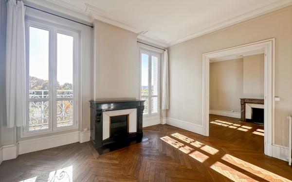 Appartement à vendre    4 pièces • 106,91 m2 Valence
