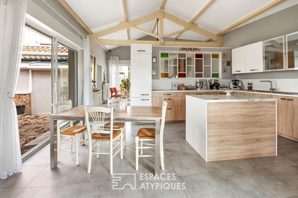 Corps de ferme rénové avec dépendances