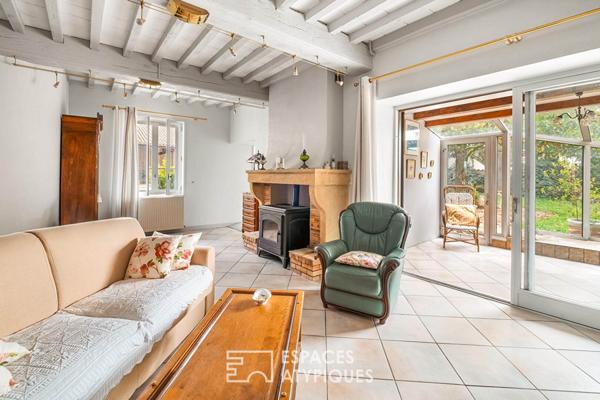 Corps de ferme rénové avec dépendances