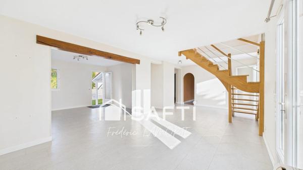 Maison 150m² avec piscine, garage à 2km de l'océan