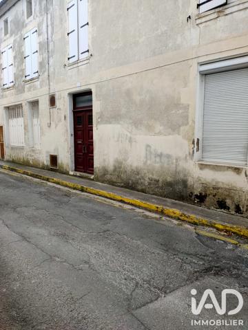 Immeuble à vendre 192 m² Matha