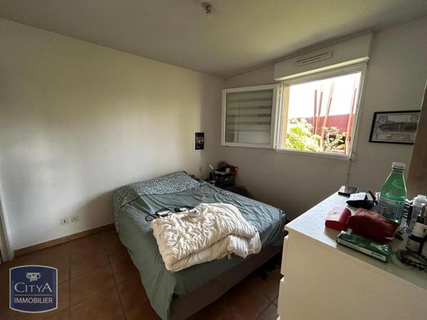 Appartement à louer 2 pièces 37m² Saint-Pierre-du-Mont (40280)
