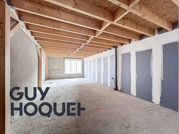 A REIMS - PLATEAU A AMENAGER PROCHE DE LA GARE