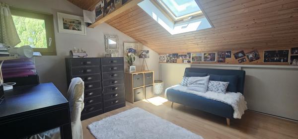 Gap (05000) TRES BELLE MAISON AVEC PISCINE SUR GRAND TERRAIN CLOS