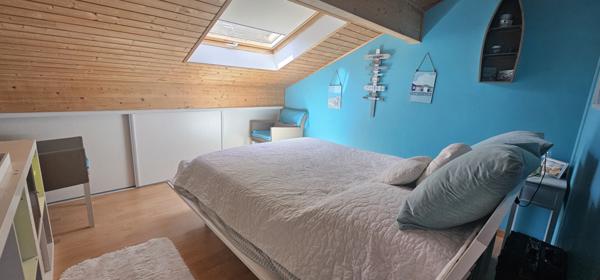 Gap (05000) TRES BELLE MAISON AVEC PISCINE SUR GRAND TERRAIN CLOS