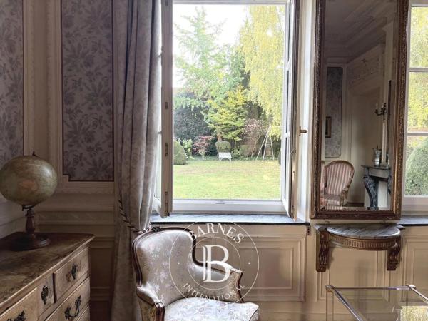 Arras, Hôtel particulier 7 Chambres -  470 m² à vendre