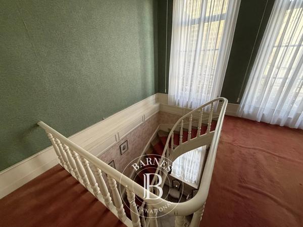 Arras, Hôtel particulier 7 Chambres -  470 m² à vendre