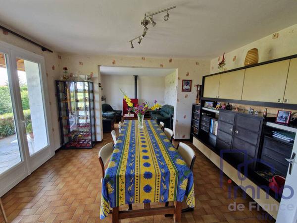 Maison 6 pièces                                        - 42450 Sury-le-Comtal Réf : 1724-CIFVFOREZVELAY