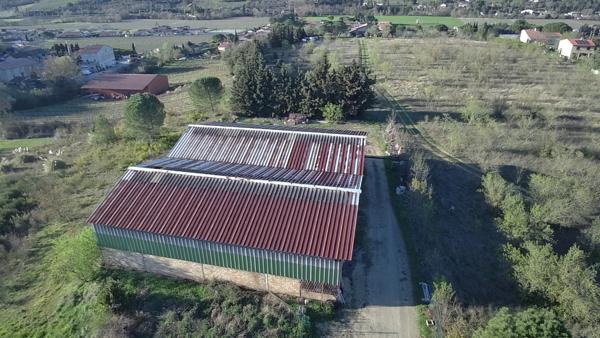 Proche Limoux - Hangar/Atelier de 530m² environ sur terrain attenant de 1778m²