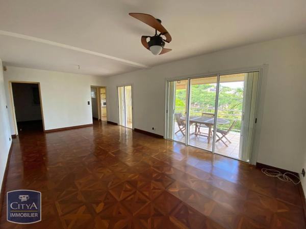 Maison à louer 4 pièces 80.24m² Saint-Paul (97460)