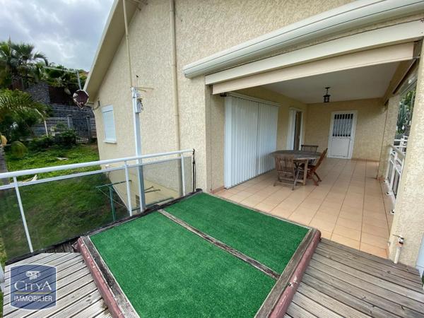 Maison à louer 4 pièces 80.24m² Saint-Paul (97460)