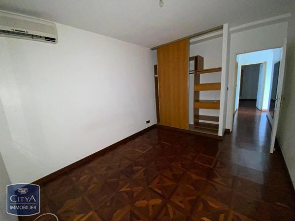 Maison à louer 4 pièces 80.24m² Saint-Paul (97460)