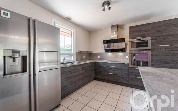 Maison à vendre    5 pièces • 160 m2 Veigy-Foncenex