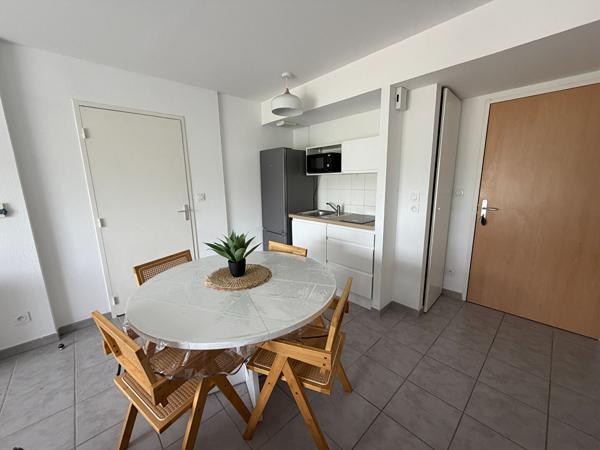 A louer T2 meublé avec parking et balcon Saint Barthélémy d'Anjou limite St Léonard