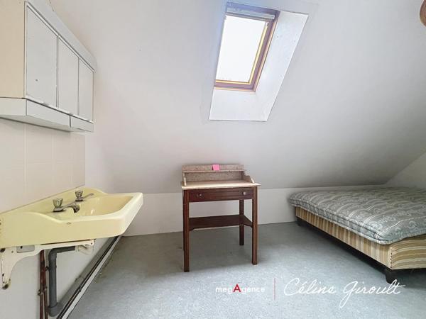 Maison à ISIGNY-LE-BUAT, 50540 - 7 pièces 102m²