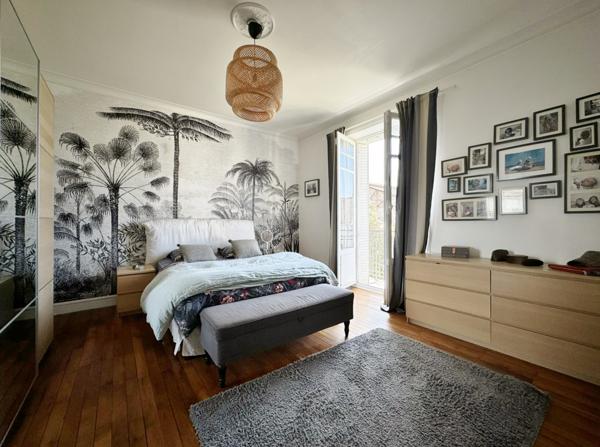 Maison  7 pièce(s)  5 chambre(s)  145 m²