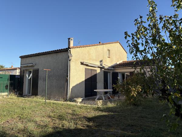 Maison avec 3 chambres, jardin, garage, proche des commodités