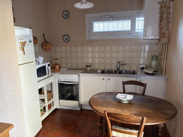 Maison avec 3 chambres, jardin, garage, proche des commodités