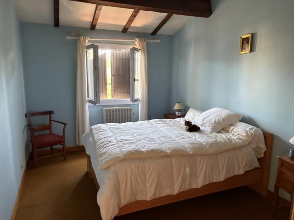 Maison avec 3 chambres, jardin, garage, proche des commodités
