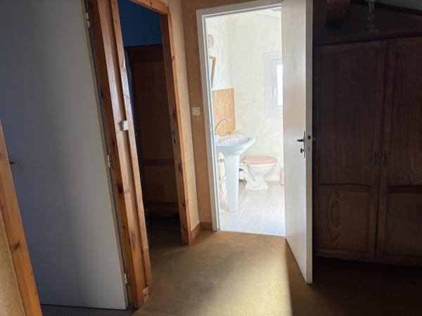 Maison avec 3 chambres, jardin, garage, proche des commodités