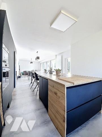 Maison de plain-pied à MALO-LES-BAINS avec garage et sous-sol complet chauffé.