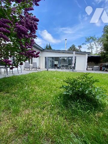 Maison de plain-pied à MALO-LES-BAINS avec garage et sous-sol complet chauffé.