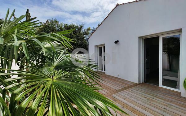 Maison à vendre    6 pièces •  La Rochelle