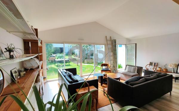 Maison à vendre    6 pièces •  La Rochelle