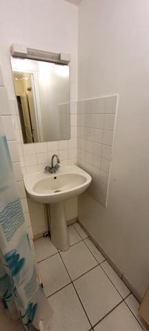 Immeuble mixte commerce / habitation - Centre-ville et 2 garages