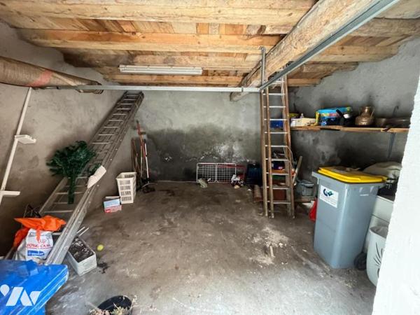 MAISON DE VILLE AVEC GARAGE A MARNAY