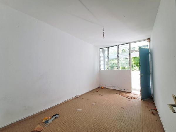 Opportunité Locative à Pointe-à-Pitre - Appartement à rénover