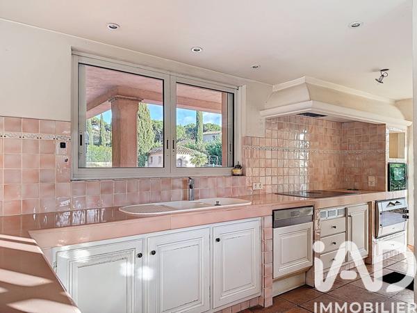 Maison à vendre 10 pièces 400 m² Sainte-Maxime