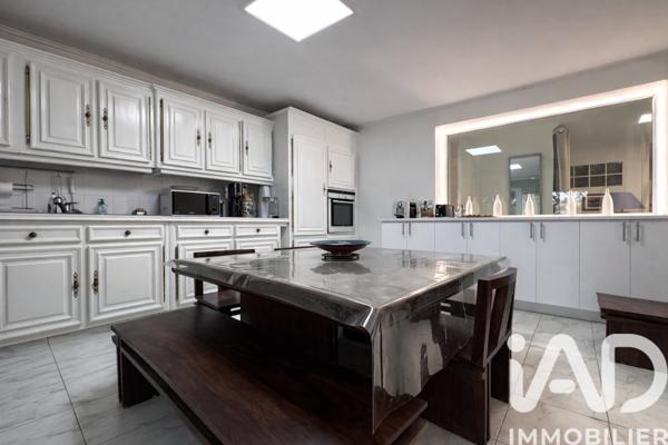 Maison à vendre 6 pièces 190 m² Colomars