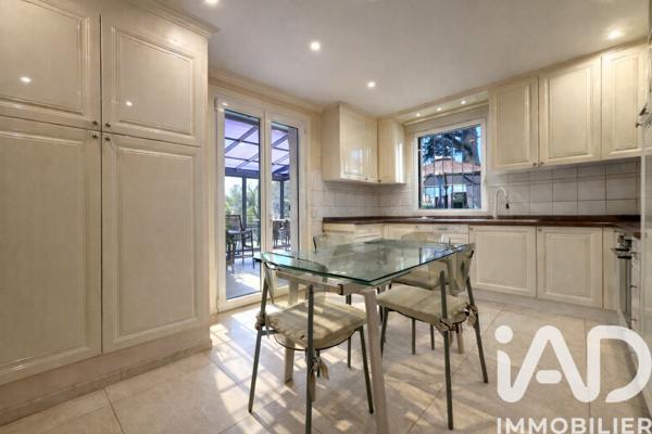 Maison à vendre 6 pièces 190 m² Colomars