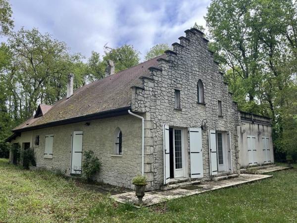 Maison à vendre |  Martignas-sur-Jalle |  8 pièces | 248 m²