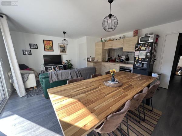 Appartement à vendre à Noyal-Châtillon-sur-Seiche en Ille-et-Vilaine (35230), ref : VA2212-35018