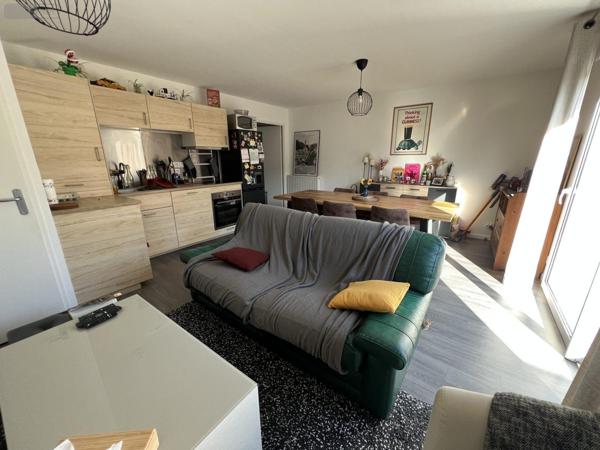 Appartement à vendre à Noyal-Châtillon-sur-Seiche en Ille-et-Vilaine (35230), ref : VA2212-35018