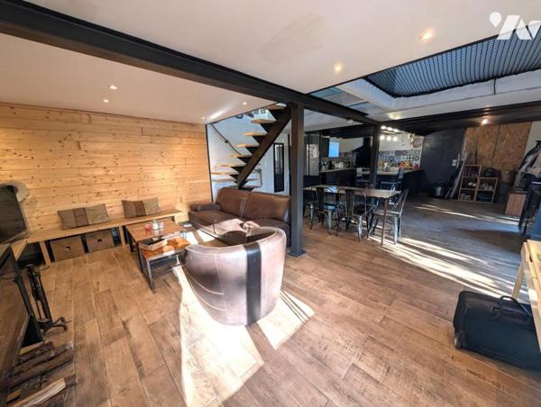 Maison proche Sandun