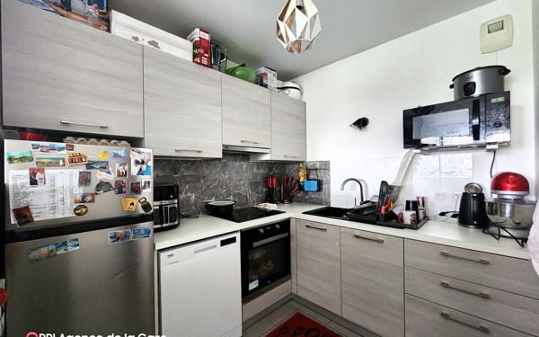 Appartement à vendre    3 pièces • 61,10 m2 Aulnay-sous-Bois