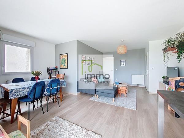 A VENDRE ST ANDRE - QUARTIER STE HELENE - T3 + 2 places de parkings