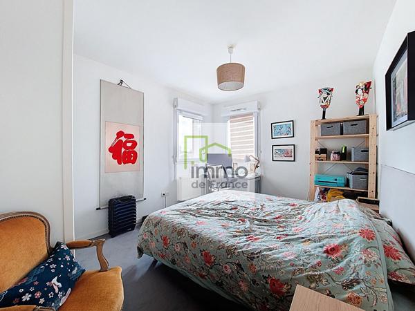 A VENDRE ST ANDRE - QUARTIER STE HELENE - T3 + 2 places de parkings