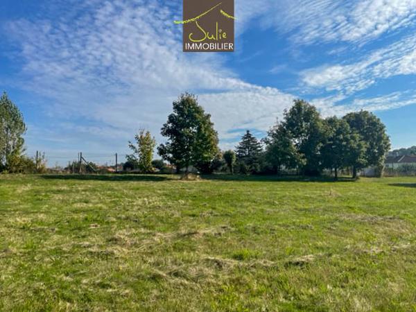 Cerizay - À vendre - Terrain en Zone Artisanale d’environ 1700 m²