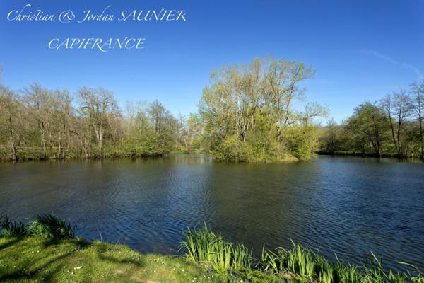 À VENDRE - MOULIN D’EXCEPTION À REVEL – PROPRIÉTÉ DE CHARME RÉNOVÉE SUR 11 HA AVEC PISCINE, ÉTANG, PHOTOVOLTAÏQUE & POTENTIEL HYDROÉLECTRIQUE à REVEL (31)