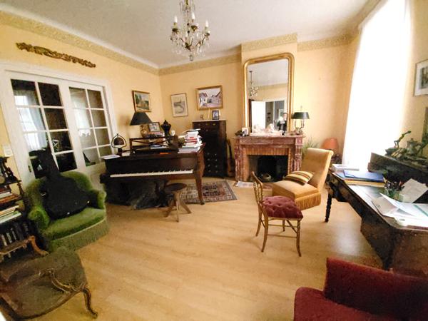 Maison Rochefort 6 pièce(s) 324 m2