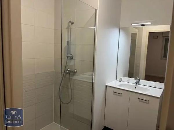 Appartement à louer 2 pièces 46.64m²