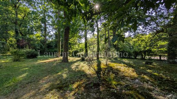 Maison de 186m²  avec 6 chambres et garage double