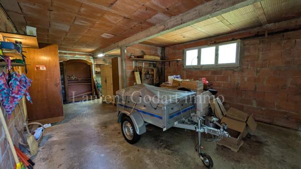 Maison de 186m²  avec 6 chambres et garage double