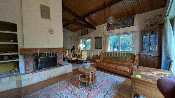 Maison de 186m²  avec 6 chambres et garage double