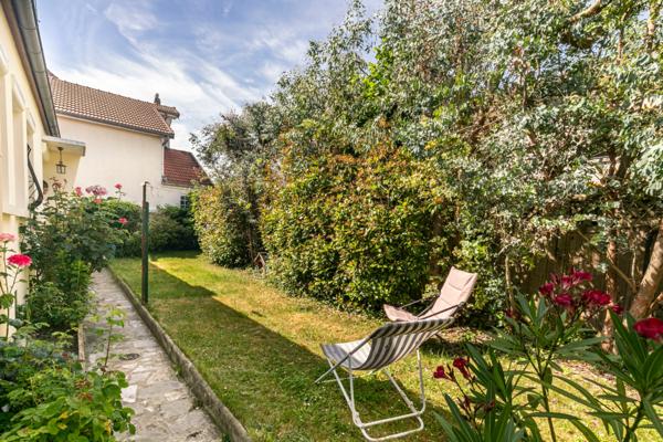 CLAMART - QUARTIER LES JARDINS PARISIENS - MAISON 60 M² ENVIRON - 1 CHAMBRE - JARDIN - GARAGE + PARKING -