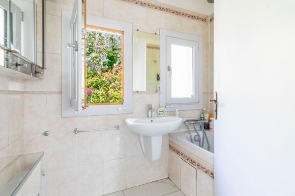CLAMART - QUARTIER LES JARDINS PARISIENS - MAISON 60 M² ENVIRON - 1 CHAMBRE - JARDIN - GARAGE + PARKING -